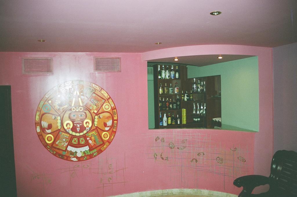 Motel Acapulco 耶烈万 外观 照片