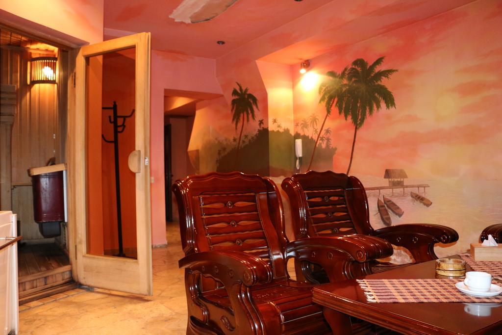 Motel Acapulco 耶烈万 外观 照片